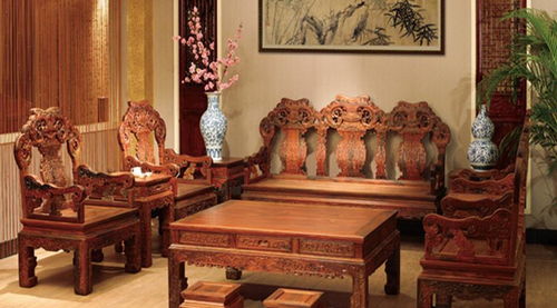 如何辨別紅木家具的五大技巧 實用指南與藝術欣賞